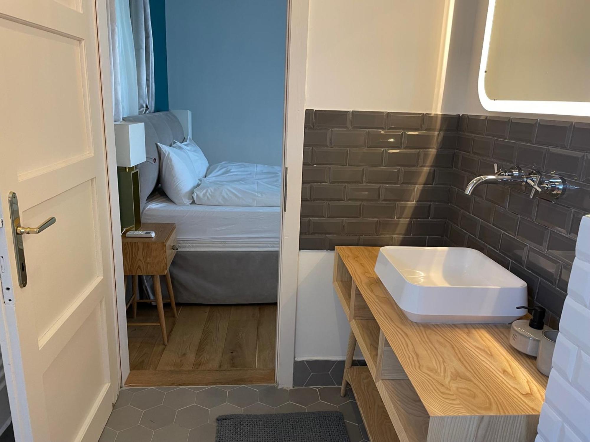 Frida Apartman, Exkluziv Varpanoramaval, A Belvaros Sziveben, Ingyenes Parkolassal *